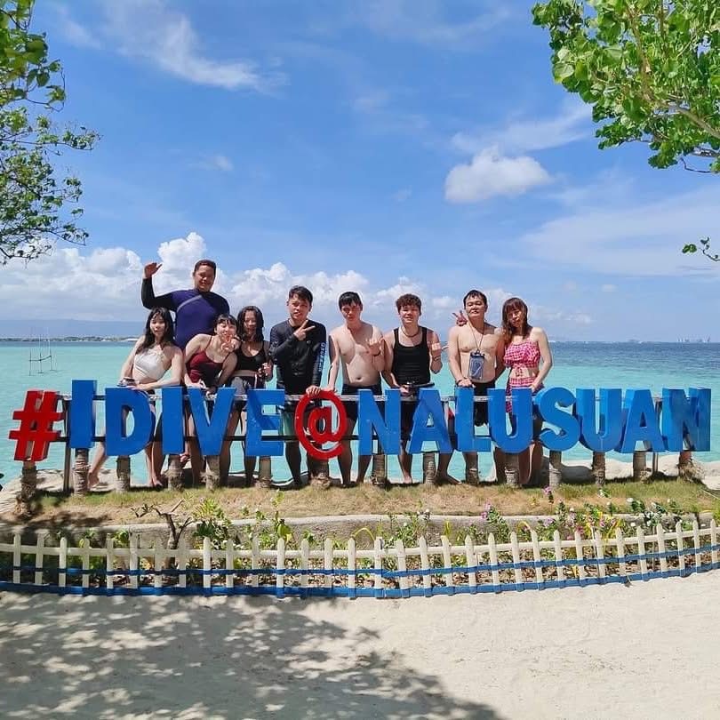 Gilutungan Island - View 7