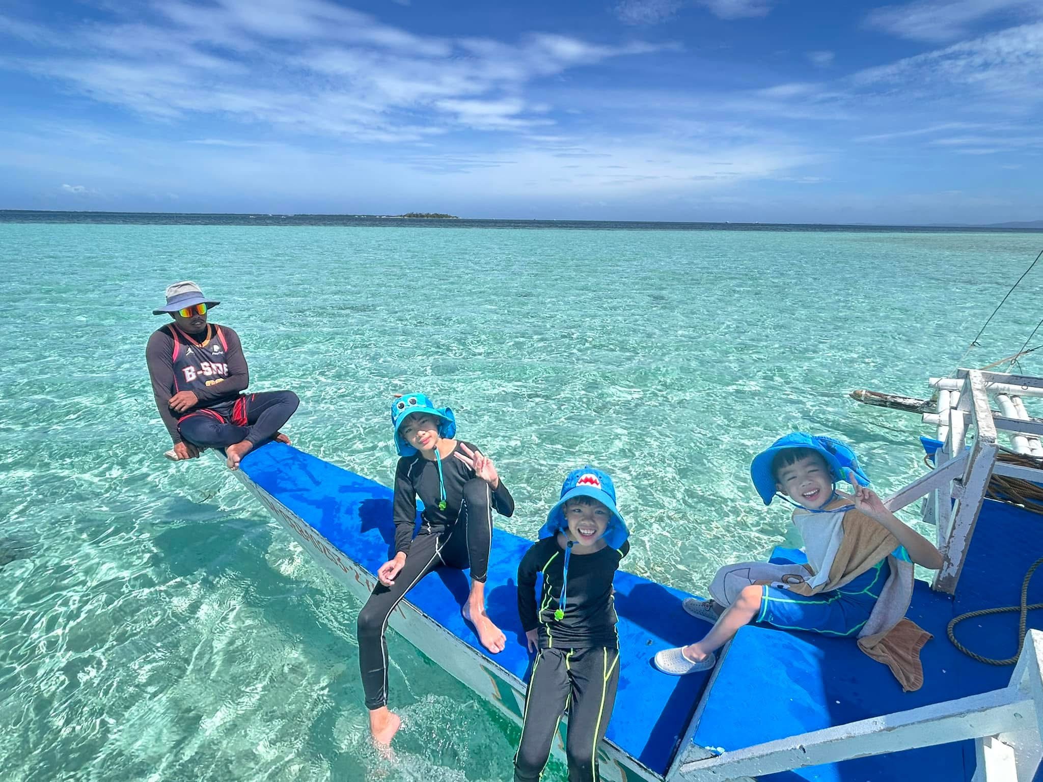 Gilutungan Island - View 9