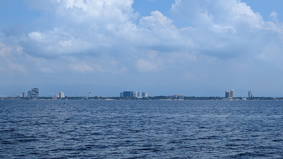 Nalusuan Island - View 12