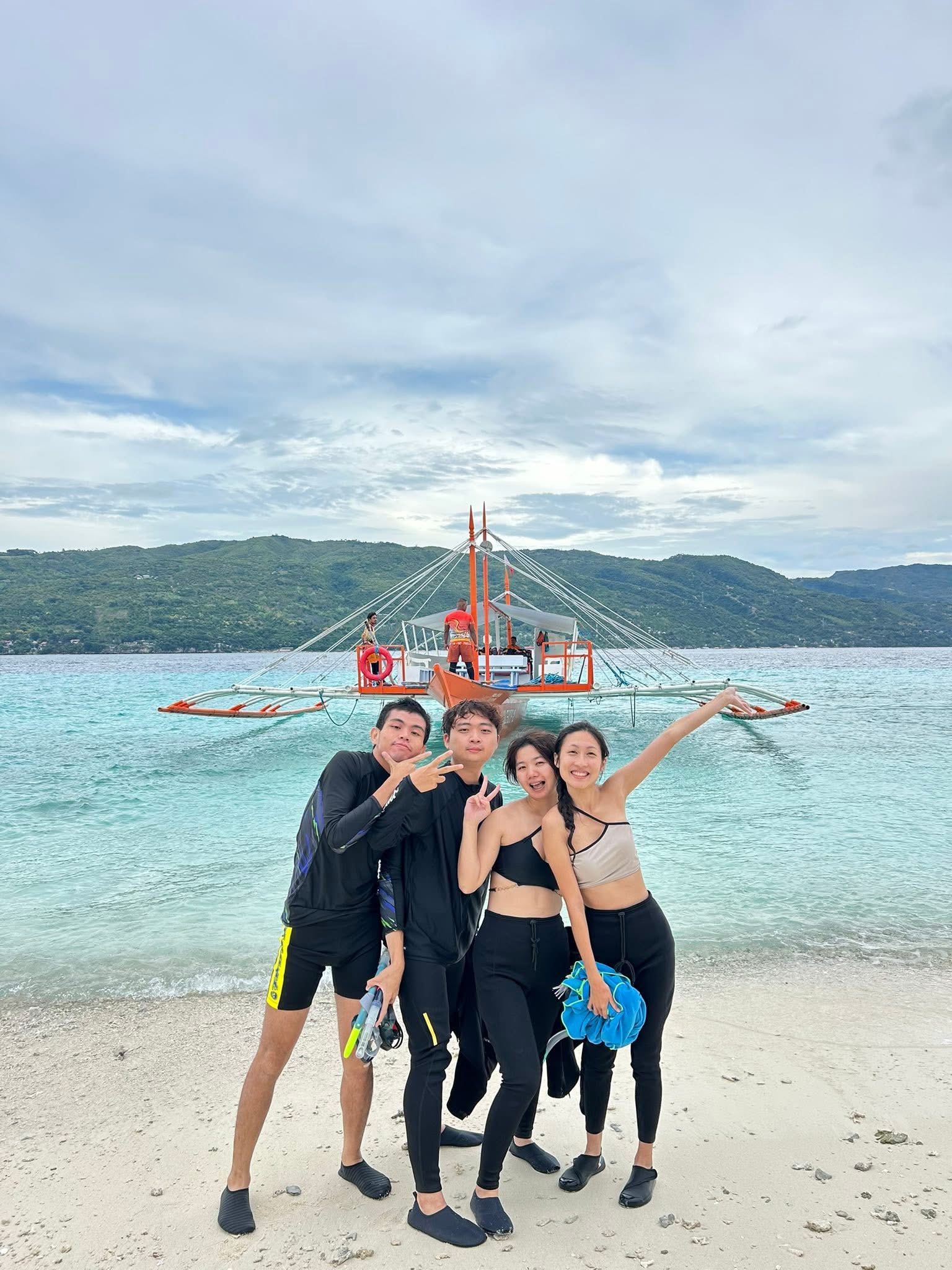 Sumilon Island Sandbar - View 8