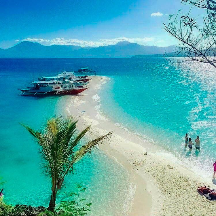 Sumilon Island Sandbar